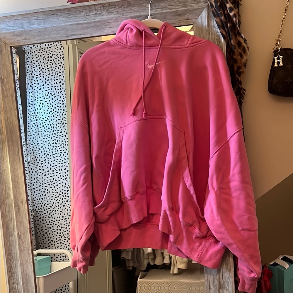 Nike Pink Hooded Sweatshirt - Oversized Pullover